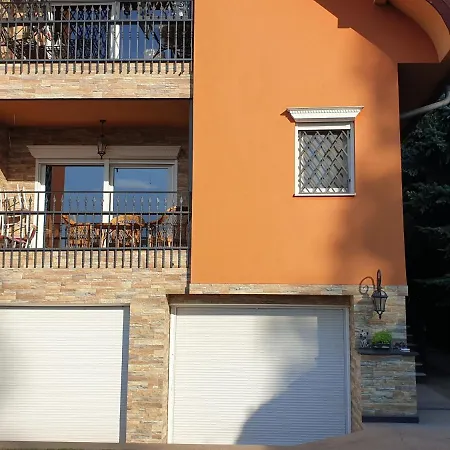 Endrodi Lakas Apartment *